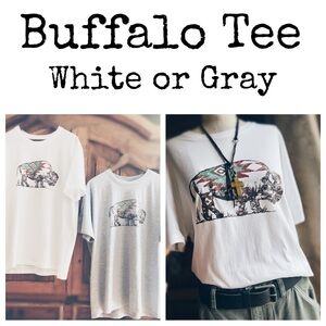 Graphic Tee Buffalo Grey or White
